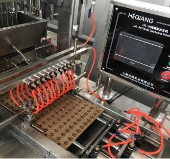 Depositante molle di Candy della gelatina della macchina di fabbricazione di Candy della caramella fornitore